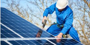 Installation Maintenance Panneaux Solaires Photovoltaïques à Porte-Joie